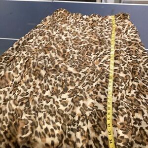 Leopard maxi skirt with cream colored slip underneath. 1X